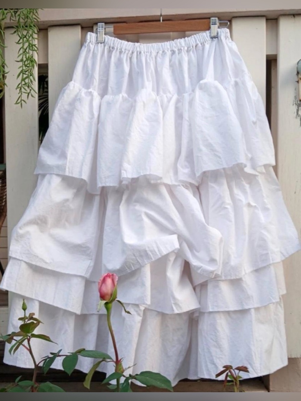 Women's White Tiered Ruffle Skirt